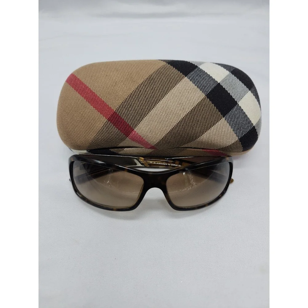 BURBERRY B8436 Sunglasses Brown Plaid And Silver With Case